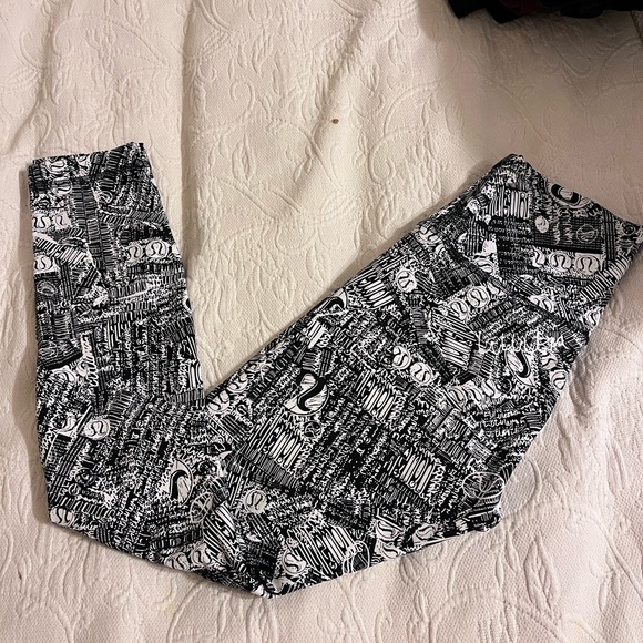 Lululemon wunder train legging black and white special edition print - Picture 2 of 2